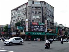 鄰近匯豐財經廣場社區推薦-學士大樓，位於台中市北區