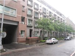 鄰近台北書鄉二期社區推薦-大學官邸，位於新北市樹林區